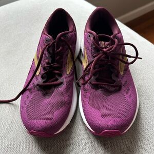 Women's Brooks Launch Purple and Gold Athletic Shoes